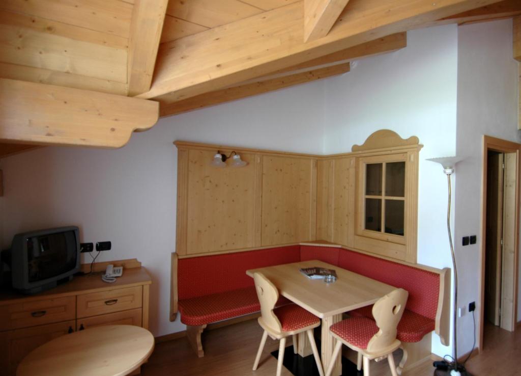 Residence Pez Gajard San Martino Di Castrozza Phòng bức ảnh