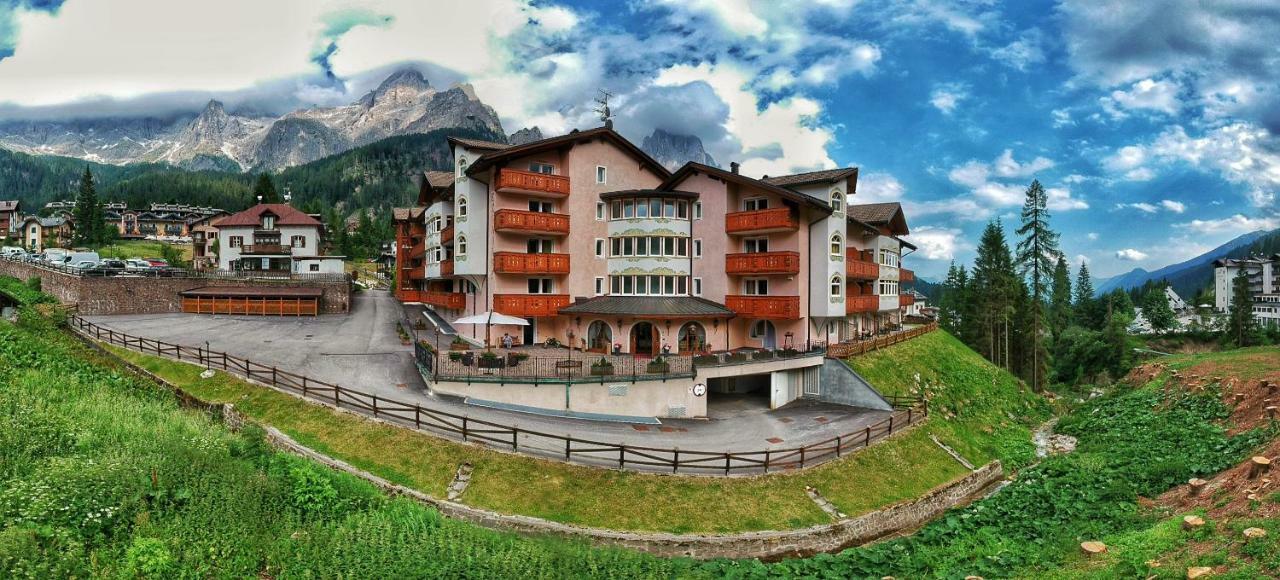 Residence Pez Gajard San Martino Di Castrozza Ngoại thất bức ảnh